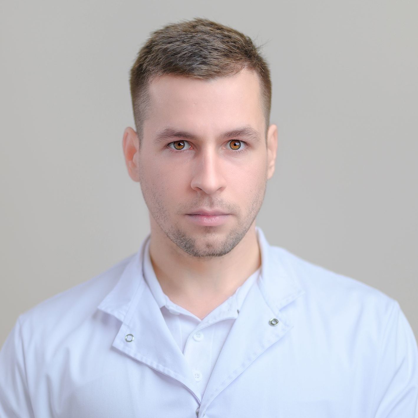 Руслан Коваленко - AIWA Clinic